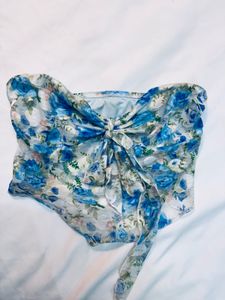 Floral lacey Tie-Front Top