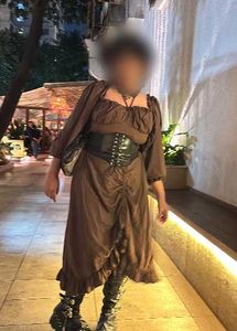 brown dress