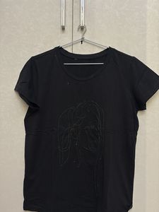 Unique Graphic Print Black T-Shirt
