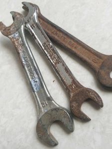 Vintage Drop Forged Wrenches Set