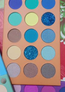 Minara 60 Color Eyeshadow Palette