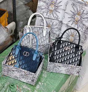 IMPORTED**DIOR LOOK* PREMIUM HANDBAGS+ SLING WD BO