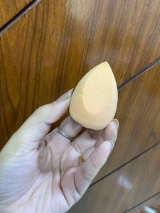 Beauty Blender Makeup Sponge