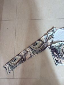 Abstract Print Long Sleeve Top
