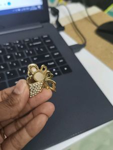 Elegant Butterfly Brooch Clip Hairclip Golden