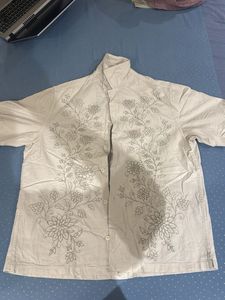Men's Embroidered Button-Up Shirt