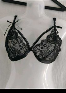 Avidlove Lace Trimmed Black Bra