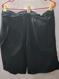 nike black shorts