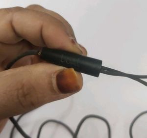 Black Wired Earphones