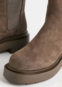 H&amp;M Stylish Brown Suede Chelsea Boots