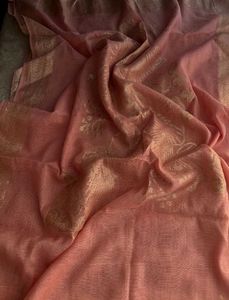Elegant Pink Kurta Set with Intricate Embroidery