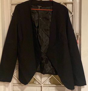 Elegant Black Blazer