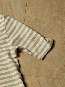 Striped Cropped V-Neck Top