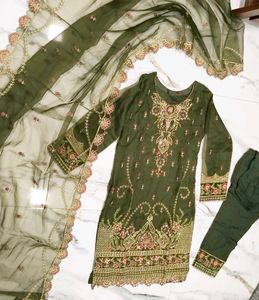 Pakistani Designer Olive Embroidered Kurta S