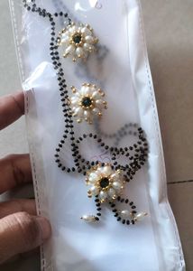 Elegant Red Stone Pendant Set