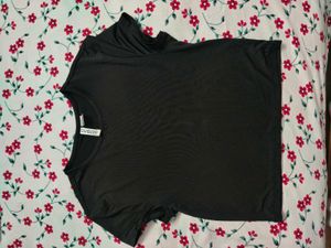 Black Cropped T-Shirt