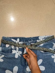 Daisy Print Wide Leg Jeans