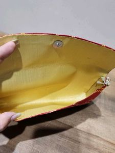 Elegant Red Bandhani Clutch Bag