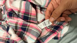 Like new women casual shirt