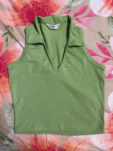 Green Sleeveless Collared Crop Top