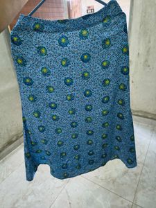 Beautiful Blue Floral Print  Skirt NEW