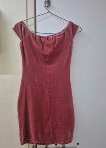 Velvet Off-Shoulder Bodycon Dress