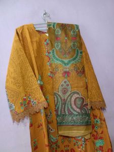 Mustard Printed Pakistani Kurti Set