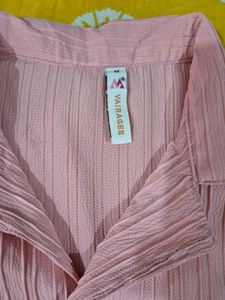 Chic Pleated Pink Top with Puff Sleeves