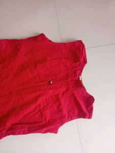 Vibrant Red Sleeveless Kurta