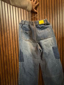 Wide Leg Denim Jeans with Patch Detail