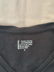 Unused Benetton Tees (M), Stretchable