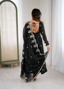 Elegant Black Embroidered Kurta Set with Dupatta