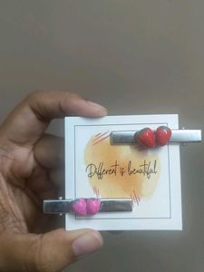 Minimal Strawberry Hairclips🍓