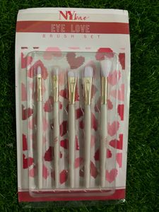 NY BAE EYE LOVE BRUSH SET