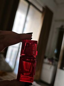 Elizabeth Arden Red Perfume
