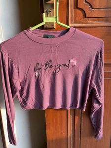 Cropped Long Sleeve Top
