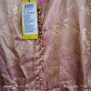 🎉Offer🎉Elegant Beige Floral Kurta