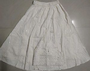 Ethnic wear for girls.