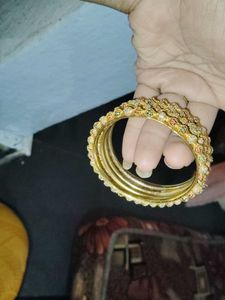 Set of 3Beautiful Gold Bangles