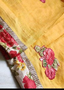 New trendy Yellow Flower printed saree