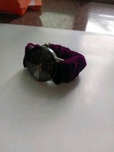 Stylish Velvet Band Quartz Watch