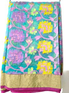 Beautiful Floral Print Saree