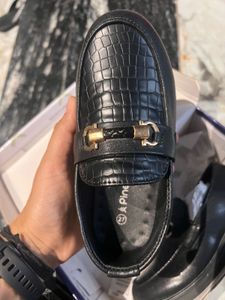 Pine shoes Boys with box