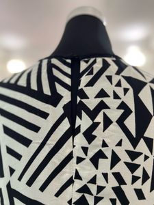 MANGO Stylish Geometric Print V-Neck Top