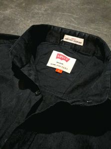 Men's Classic Black Full-Sleeve Shirt