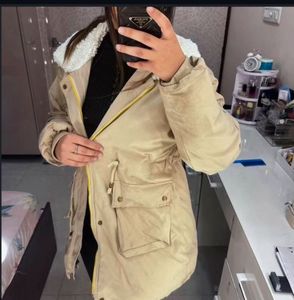 Women's puffer jacket