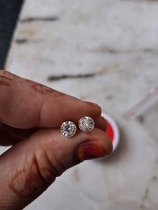 beautiful new Stud Earrings Set