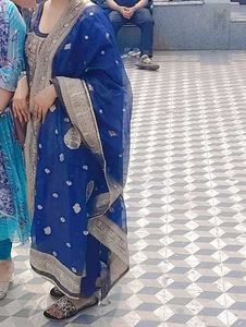 Elegant Navy Blue Kurta Set