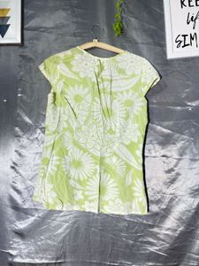 Retro Floral Print Button-Up Top