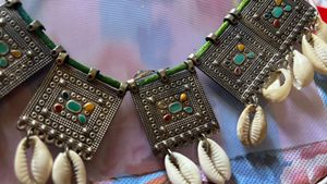 Garba glam with a shell twist!